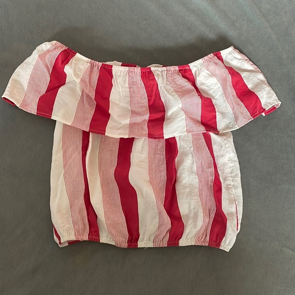 Red Striped Off the shoulder Crop top - Picture 1 of 2